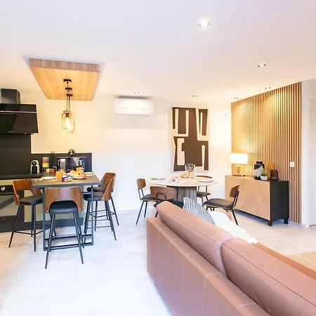 #45 Quiet Chic 5mins Walk To Port And Ac Wifi *