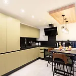 #45 Staywiz Us - Quiet Chic 5mins Walk To Port And Ac Wifi Апартаменты Вильфранш-сюр-Мер