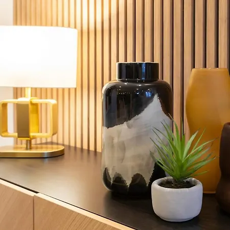 #45 Staywiz Us - Quiet Chic 5mins Walk To Port And Ac Wifi